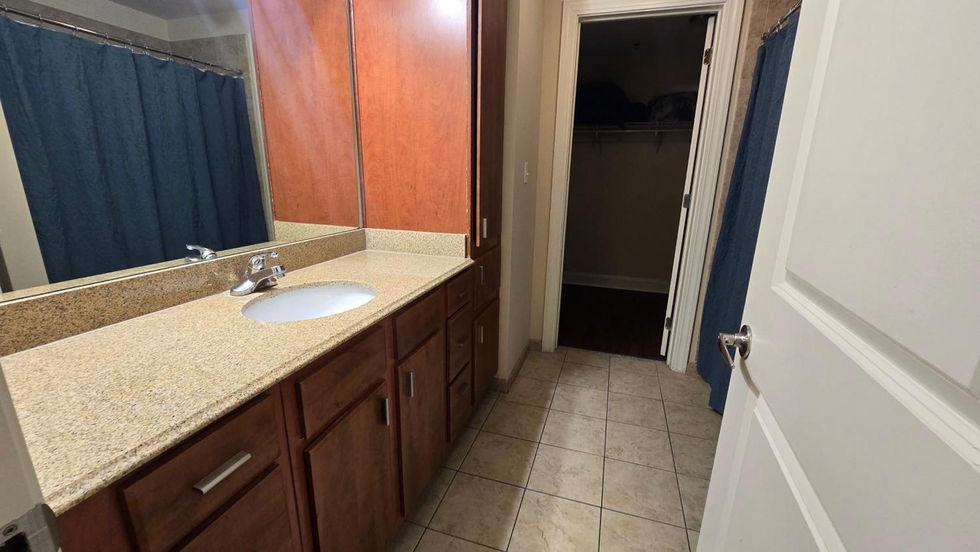 Legacy Steps From The French Quarter Superdome Casino Bourbon St With Gym & Pool Apartment *