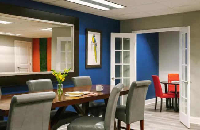 Legacy Steps From The French Quarter Superdome Casino Bourbon St With Gym & Pool *