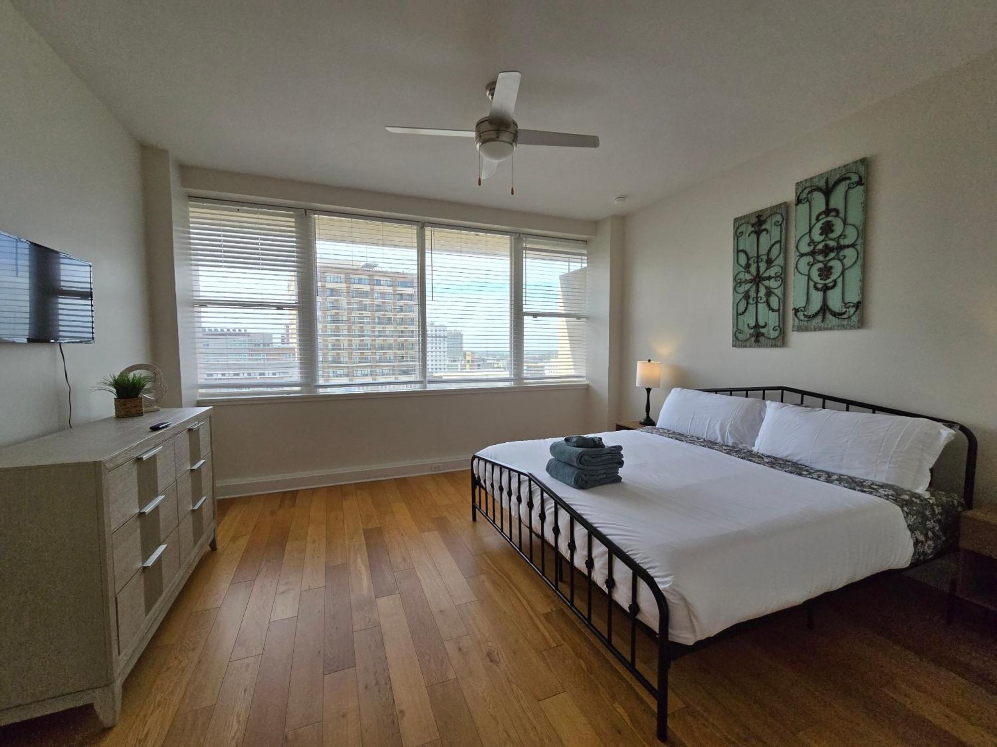 Legacy Steps From The French Quarter Superdome Casino Bourbon St With Gym & Pool New Orleans