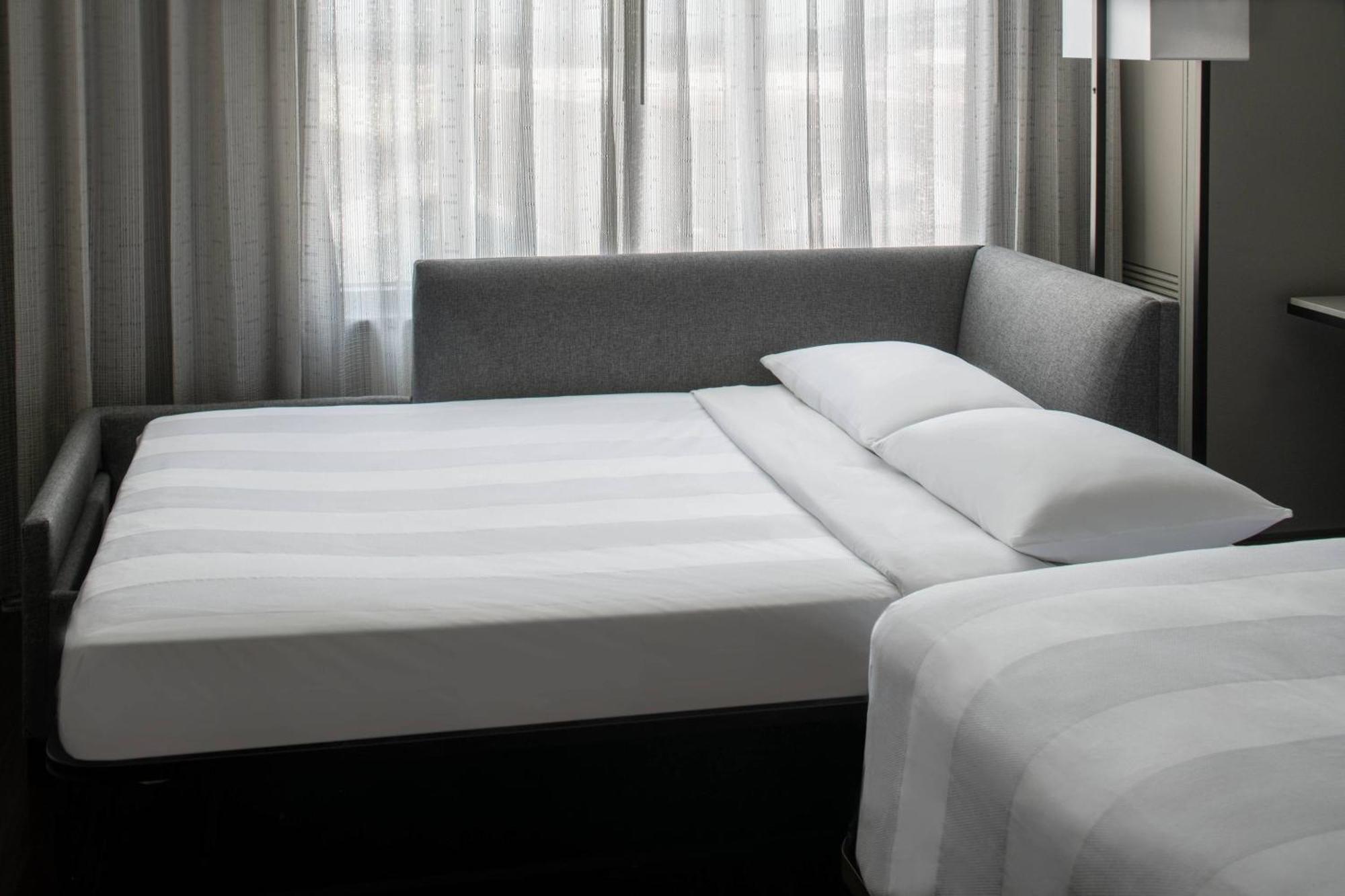 Marriott Warehouse Arts District New Orleans