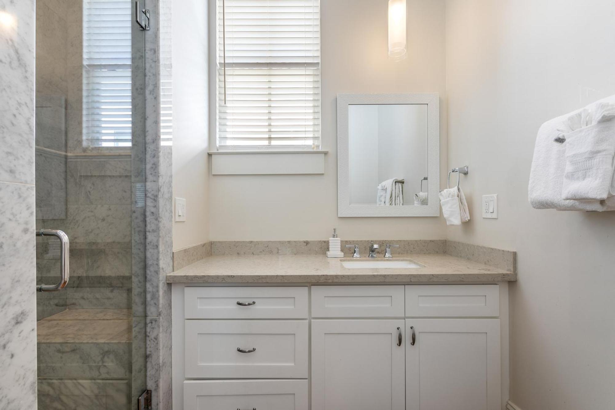 Fabulous With Views * New Orleans