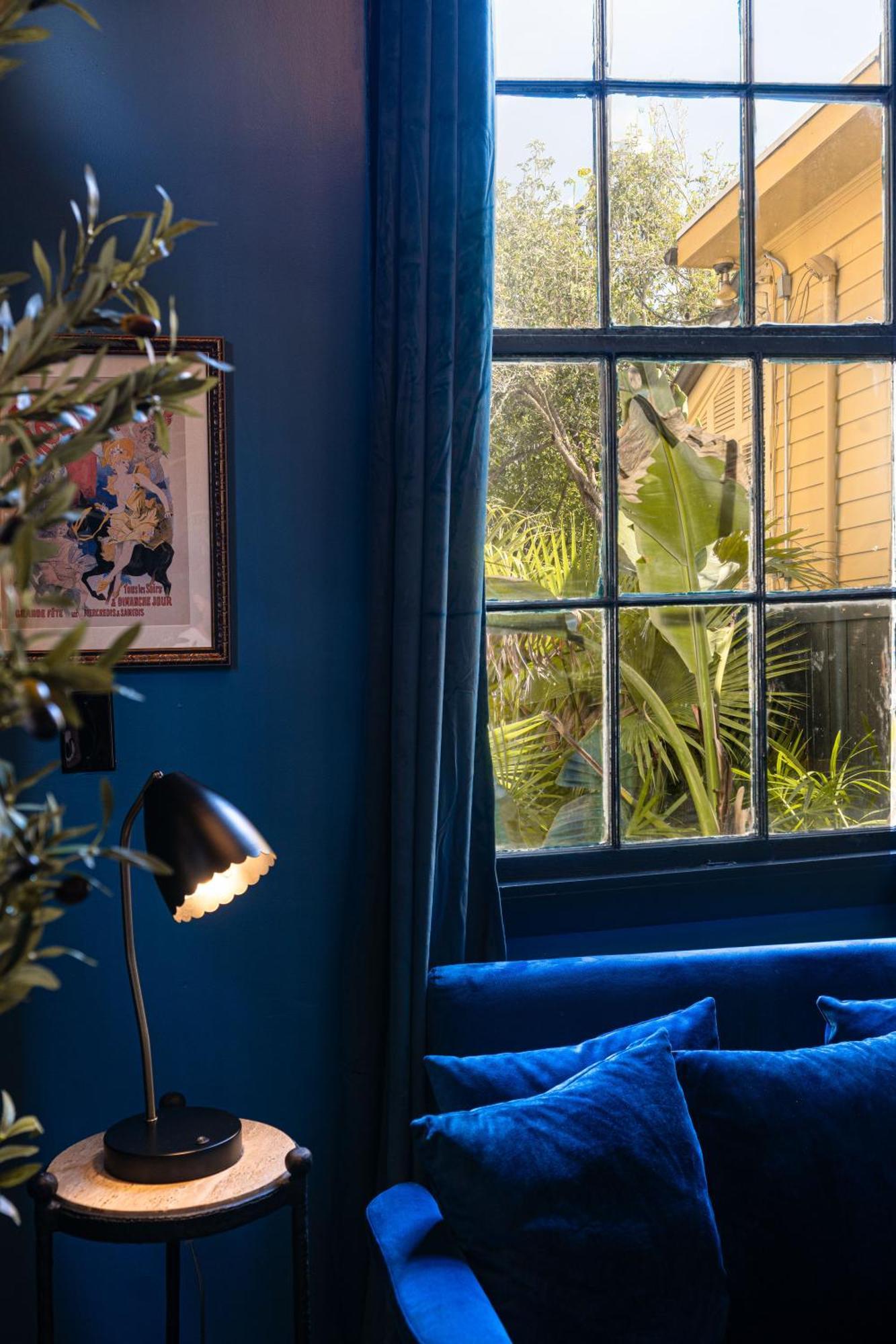 Hotel The Mansion On Royal 3*