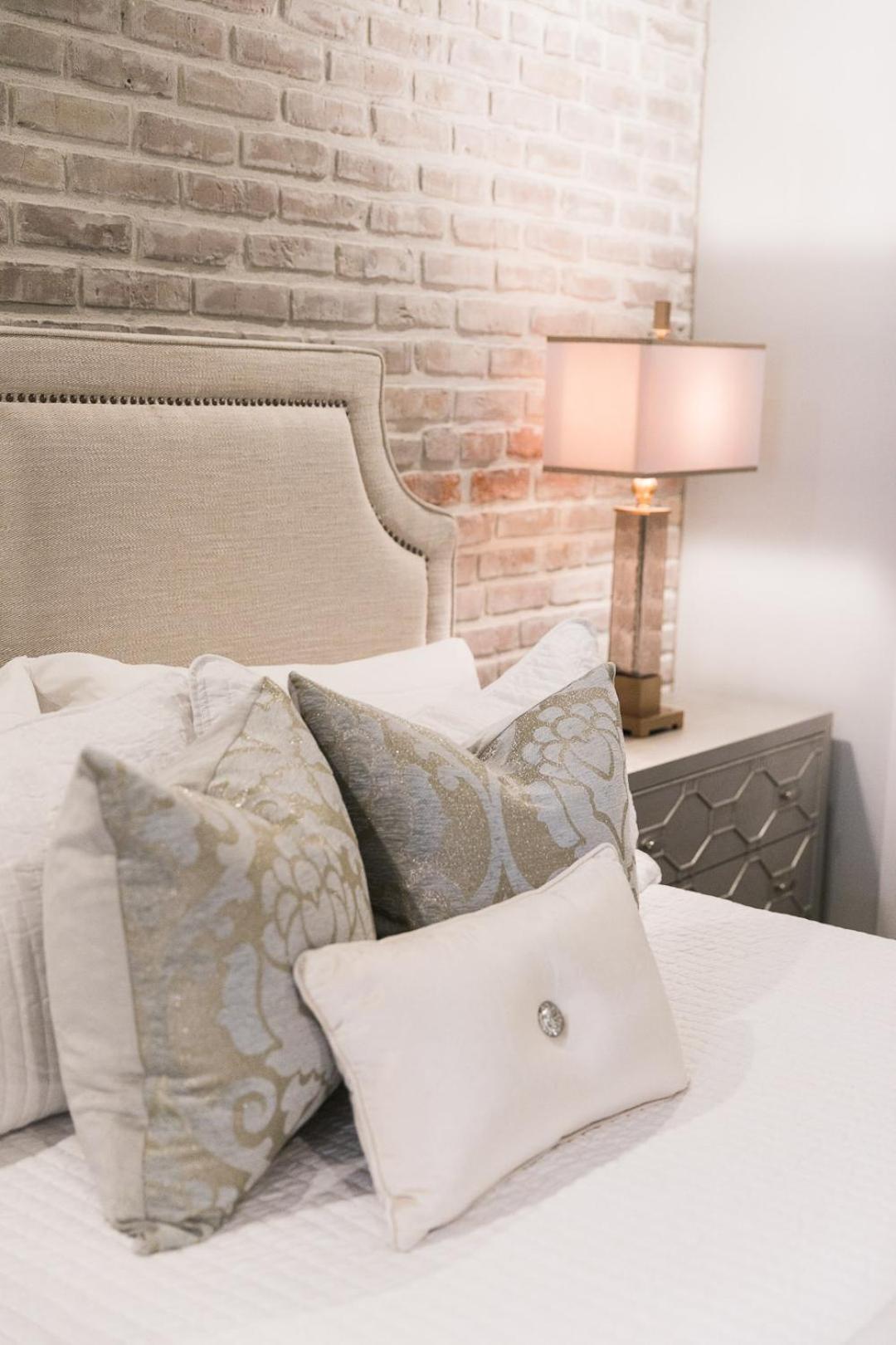 Harcol House Hotel *