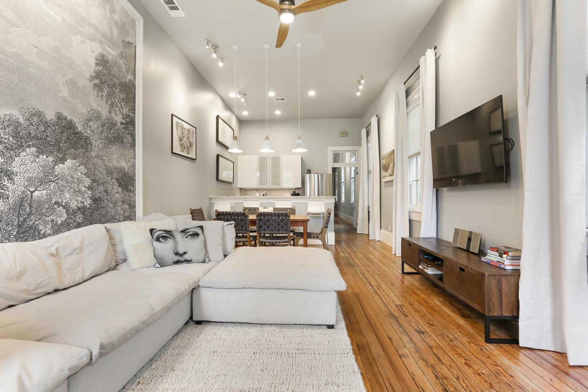 Apartment Magazine Street Historic Luxury
