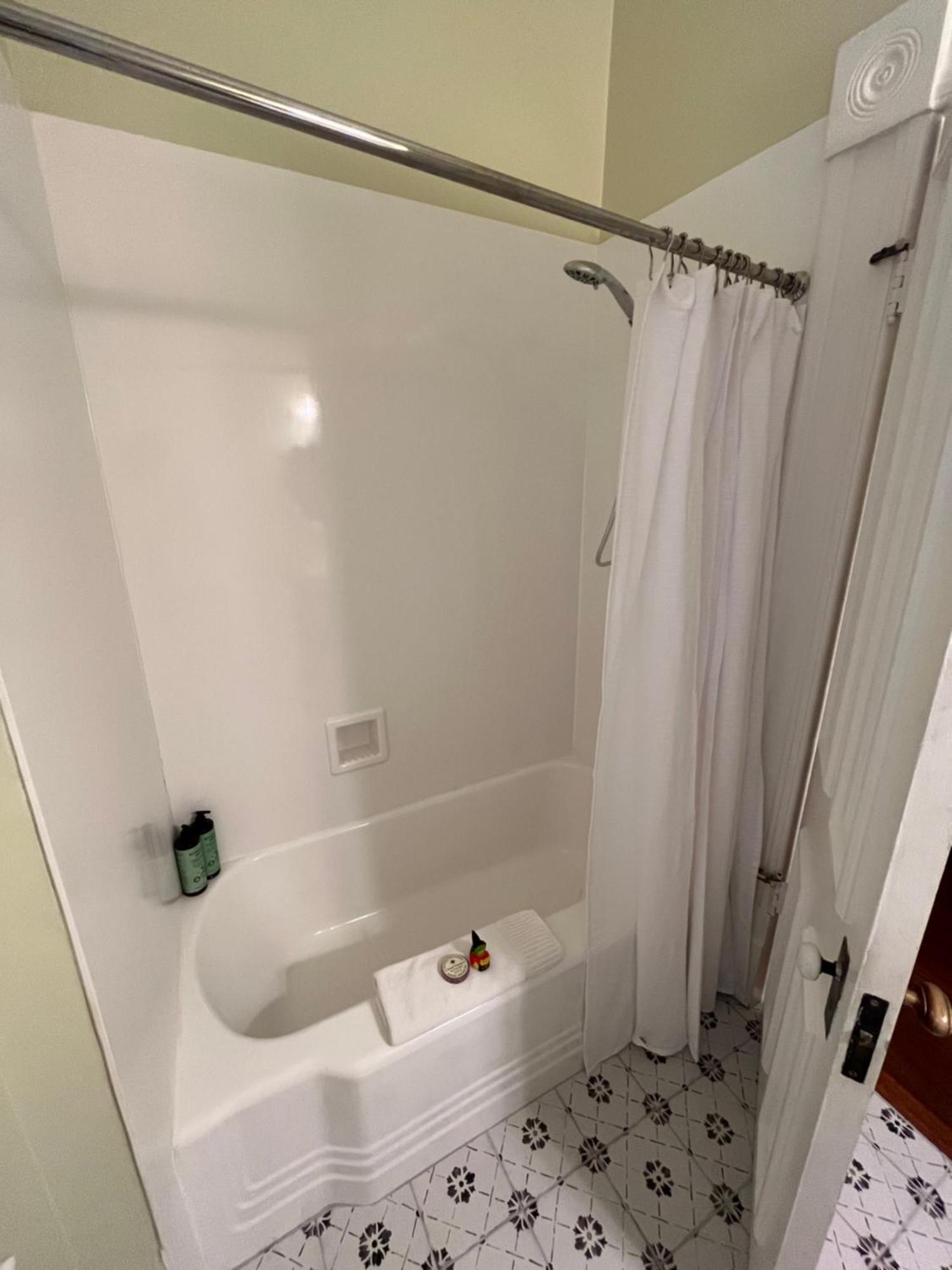 Grand Victorian Bed & Breakfast New Orleans