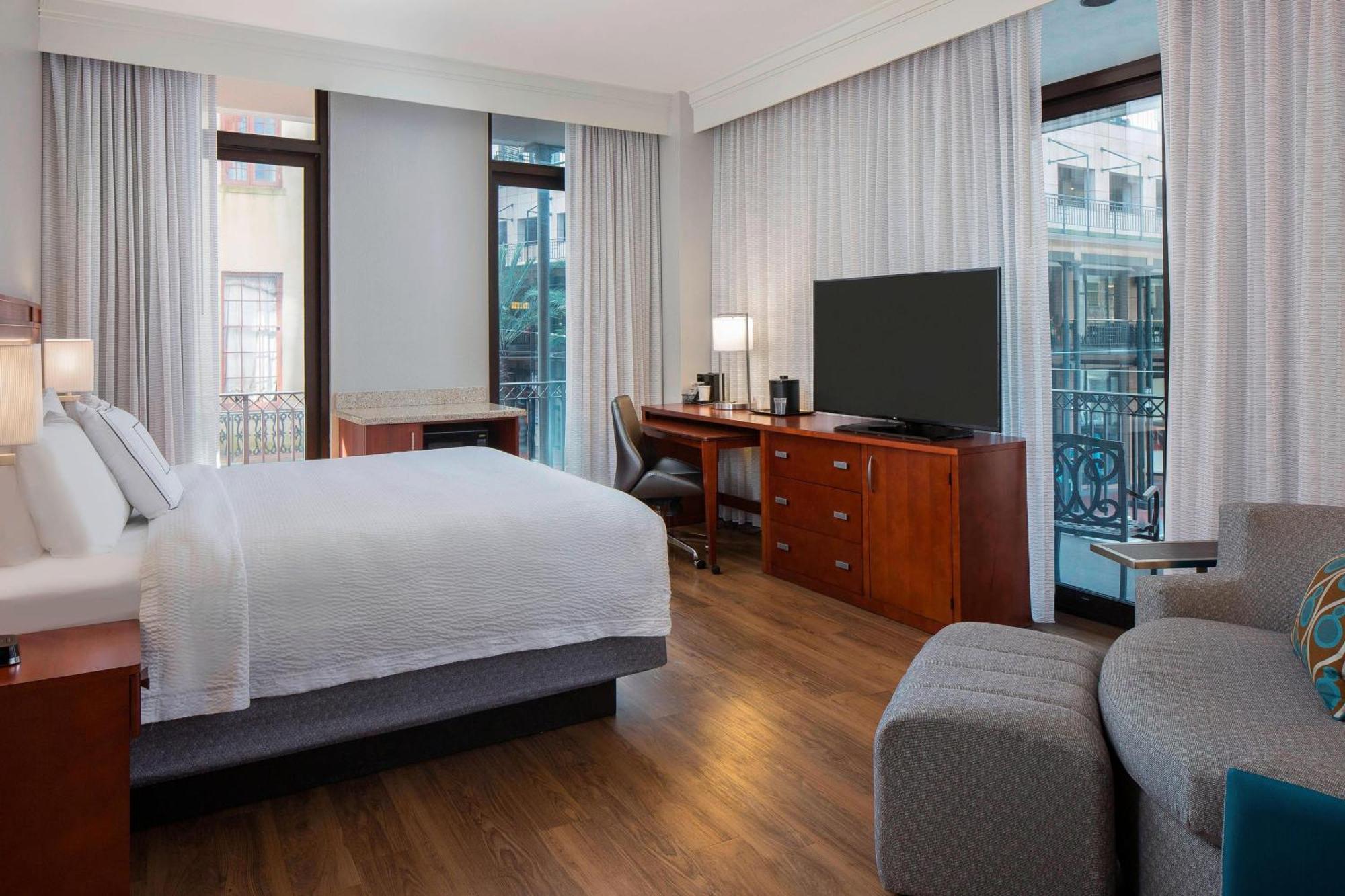 Courtyard By Marriott Downtown Near The French Quarter 3* New Orleans