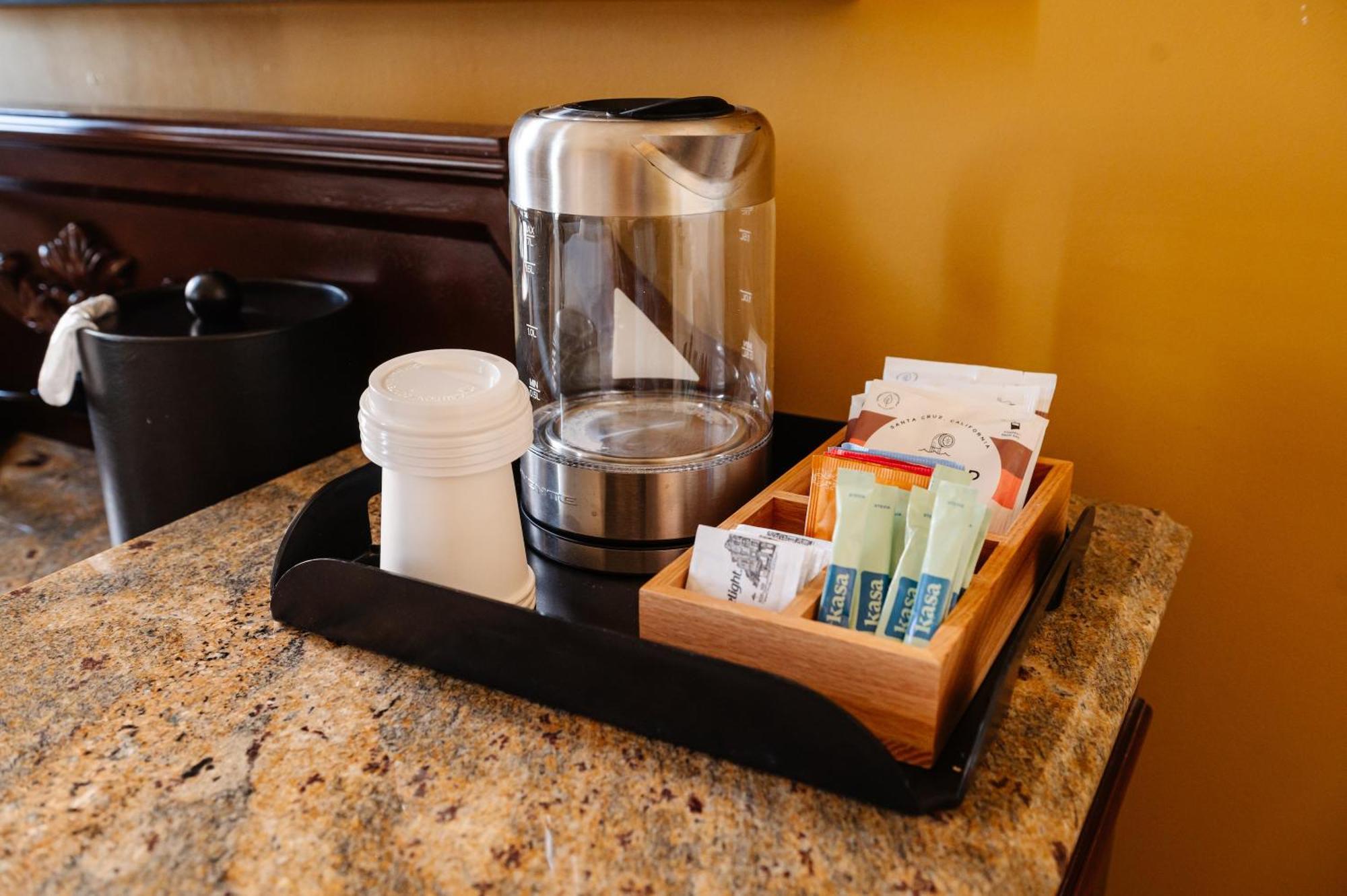 The Lafayette By Kasa Living 3* New Orleans