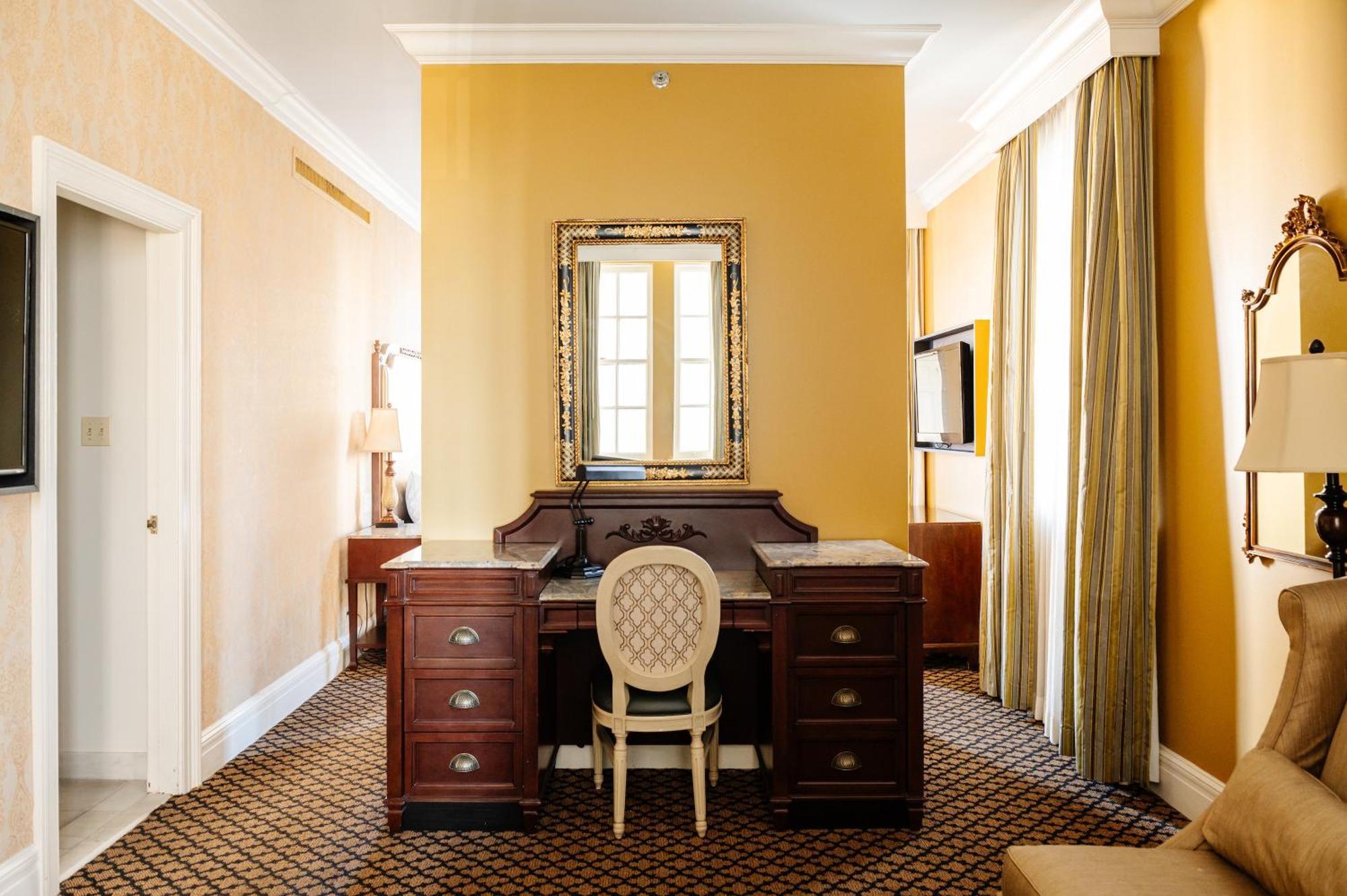 The Lafayette By Kasa Living New Orleans