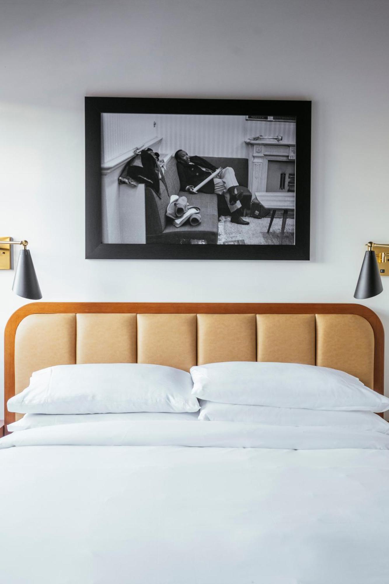 Hotel Dew Drop & Lounge New Orleans