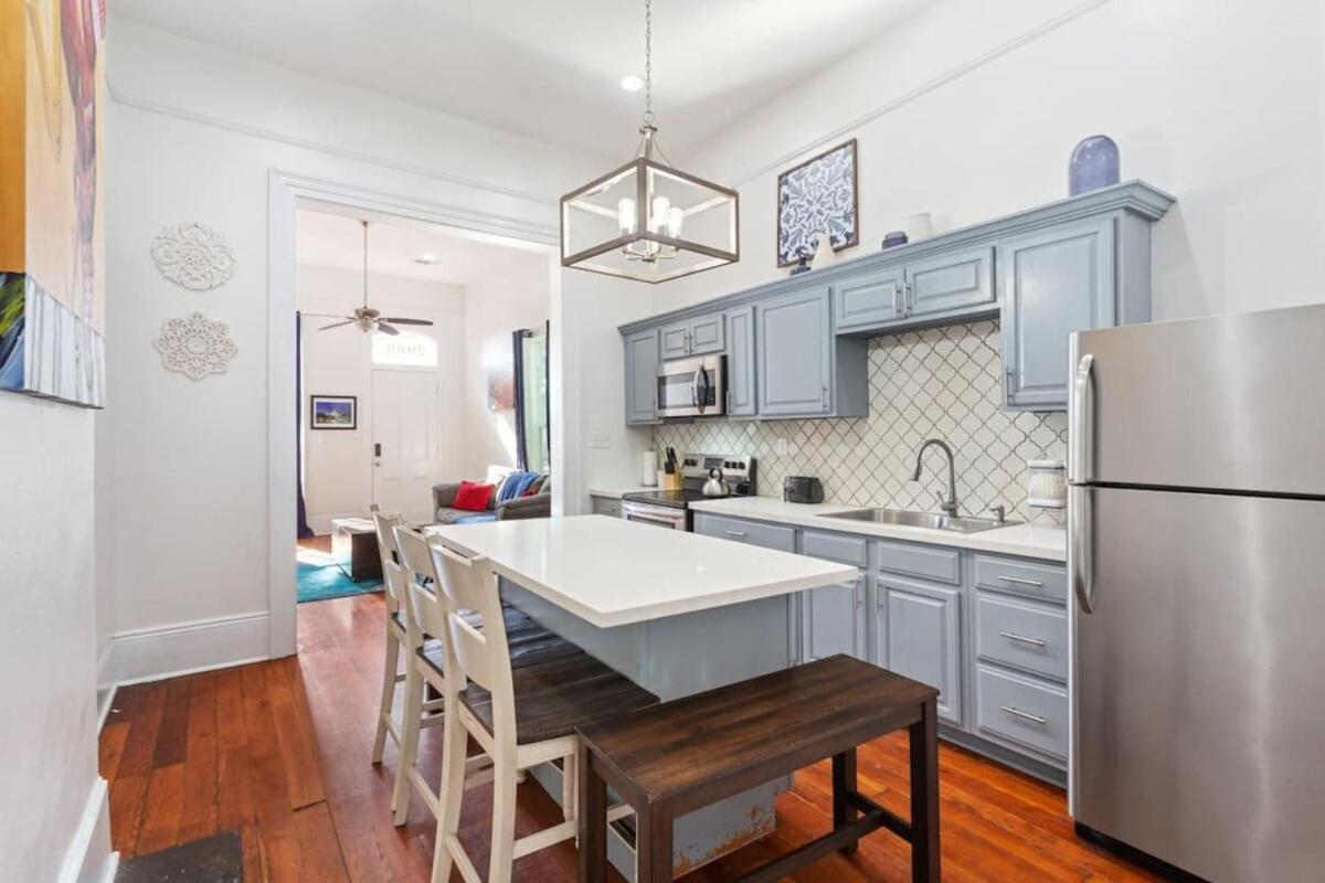 Freshly Renovated Near The French Quarter *
