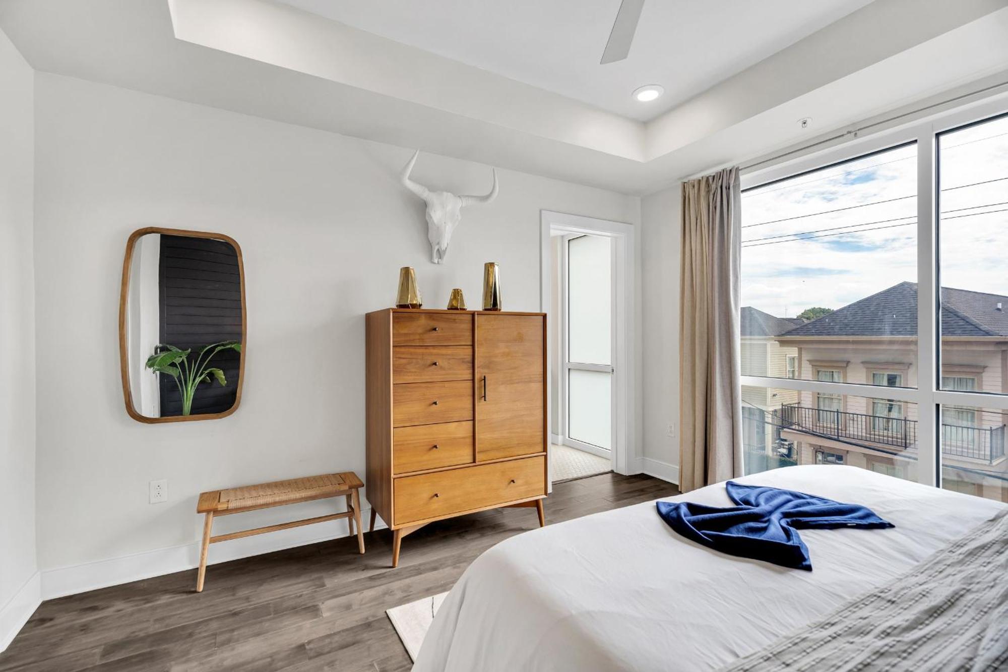 Bywater Pool & Gym Jazz Fest Vibes Apartment New Orleans