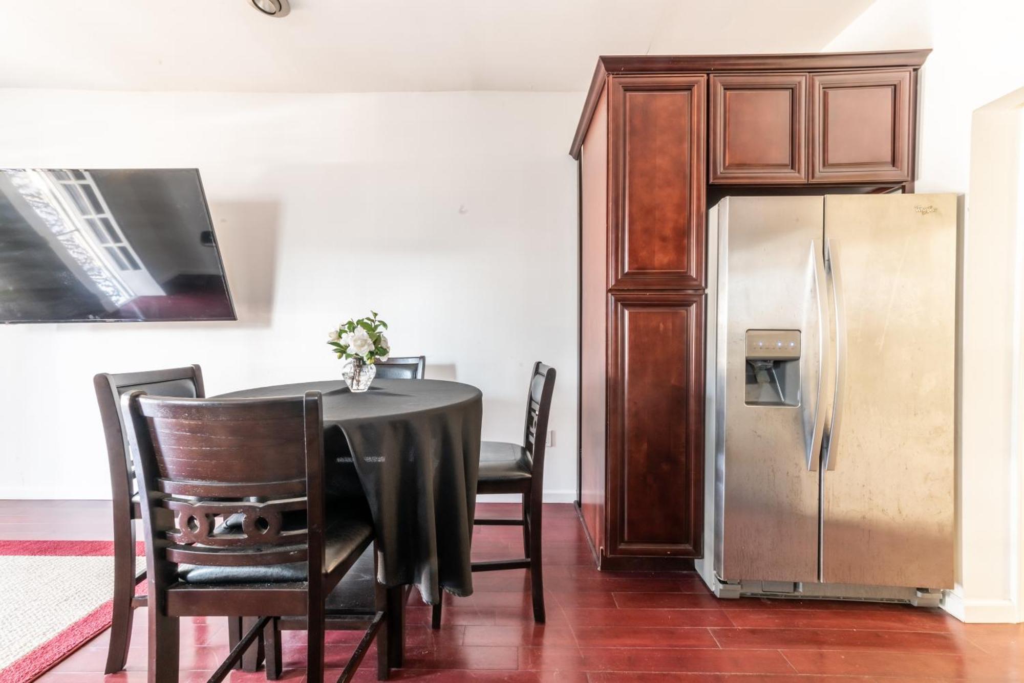 Beautiful With Jazucci Tub Holiday home