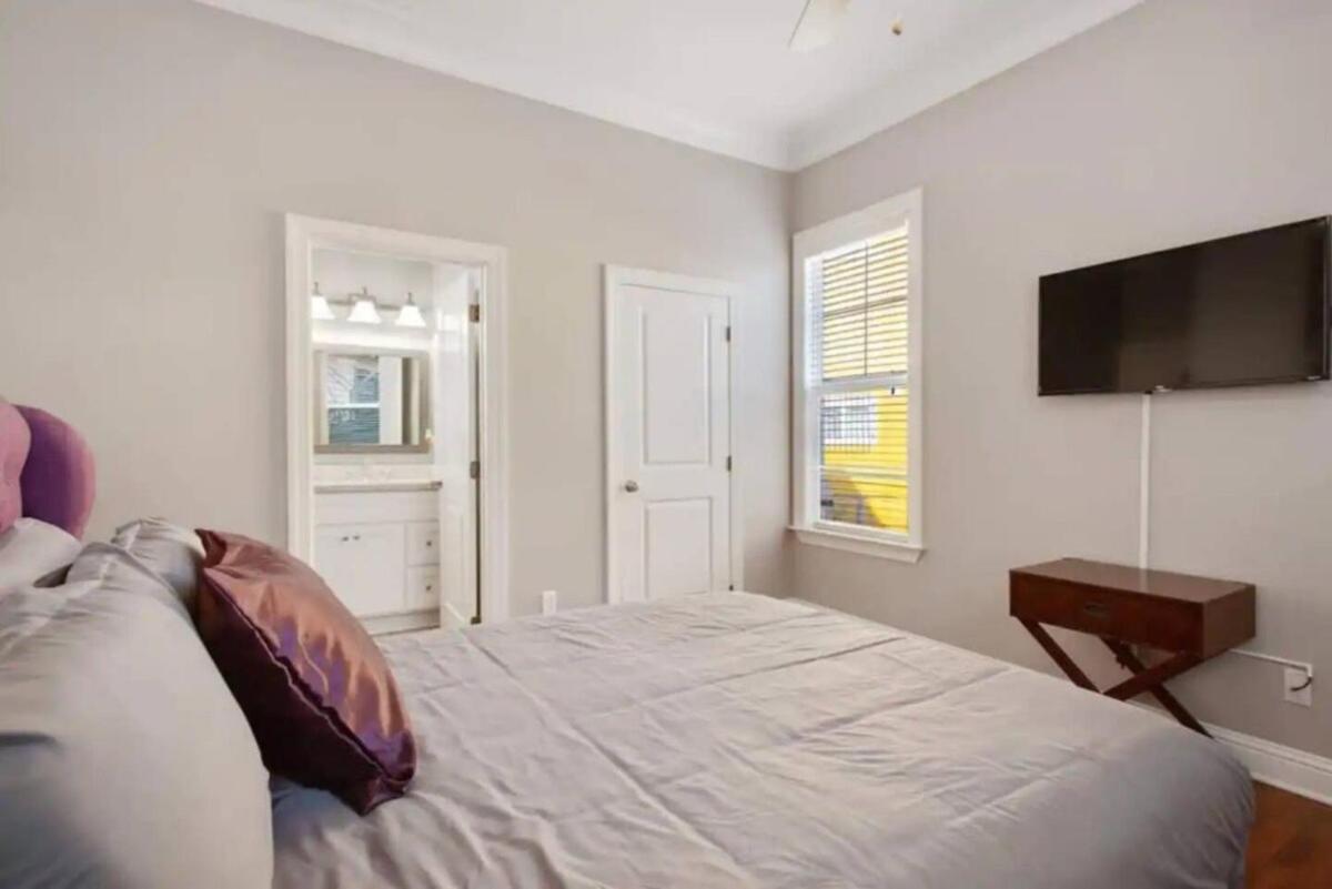 Luxurious Single With Private Yard Holiday home