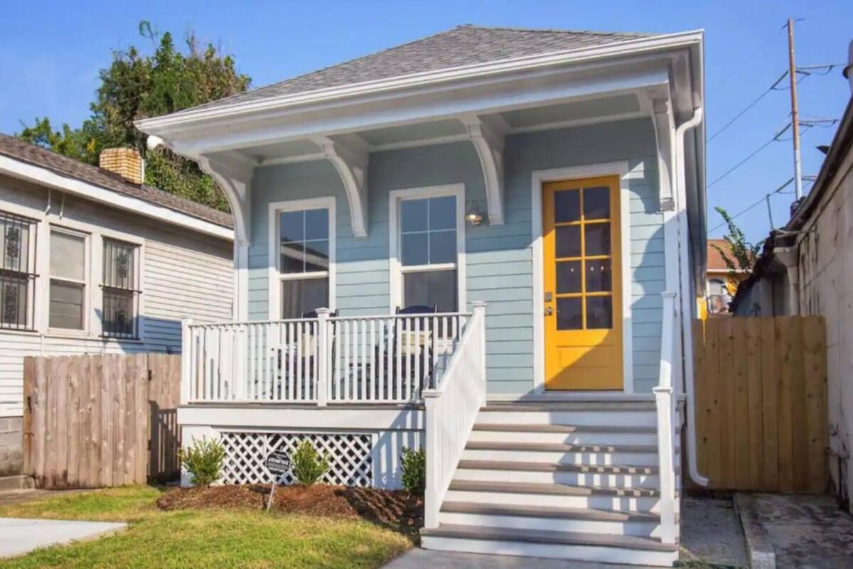 Luxurious Single With Private Yard Holiday home New Orleans