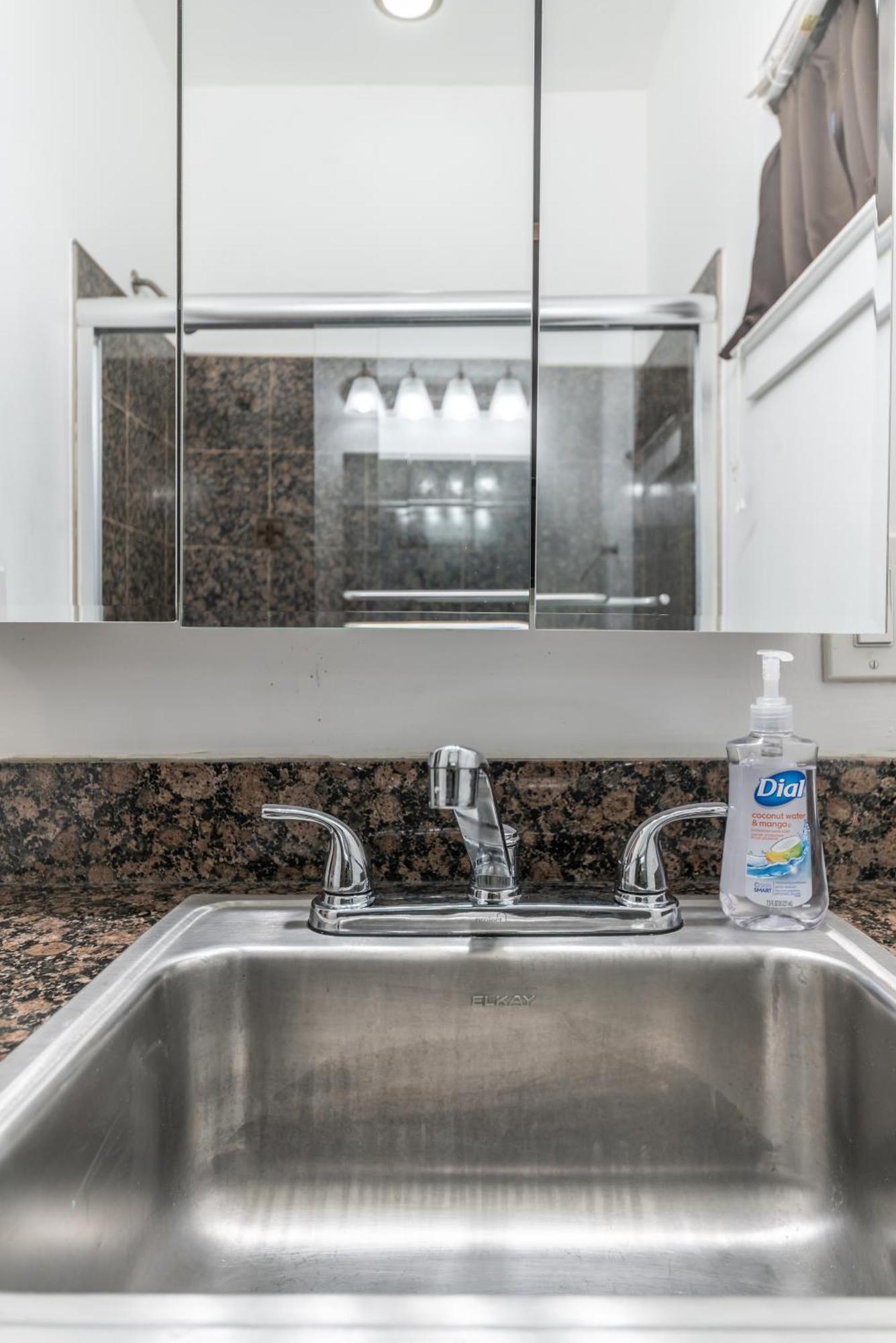 Beautiful With Jazucci Tub Holiday home *