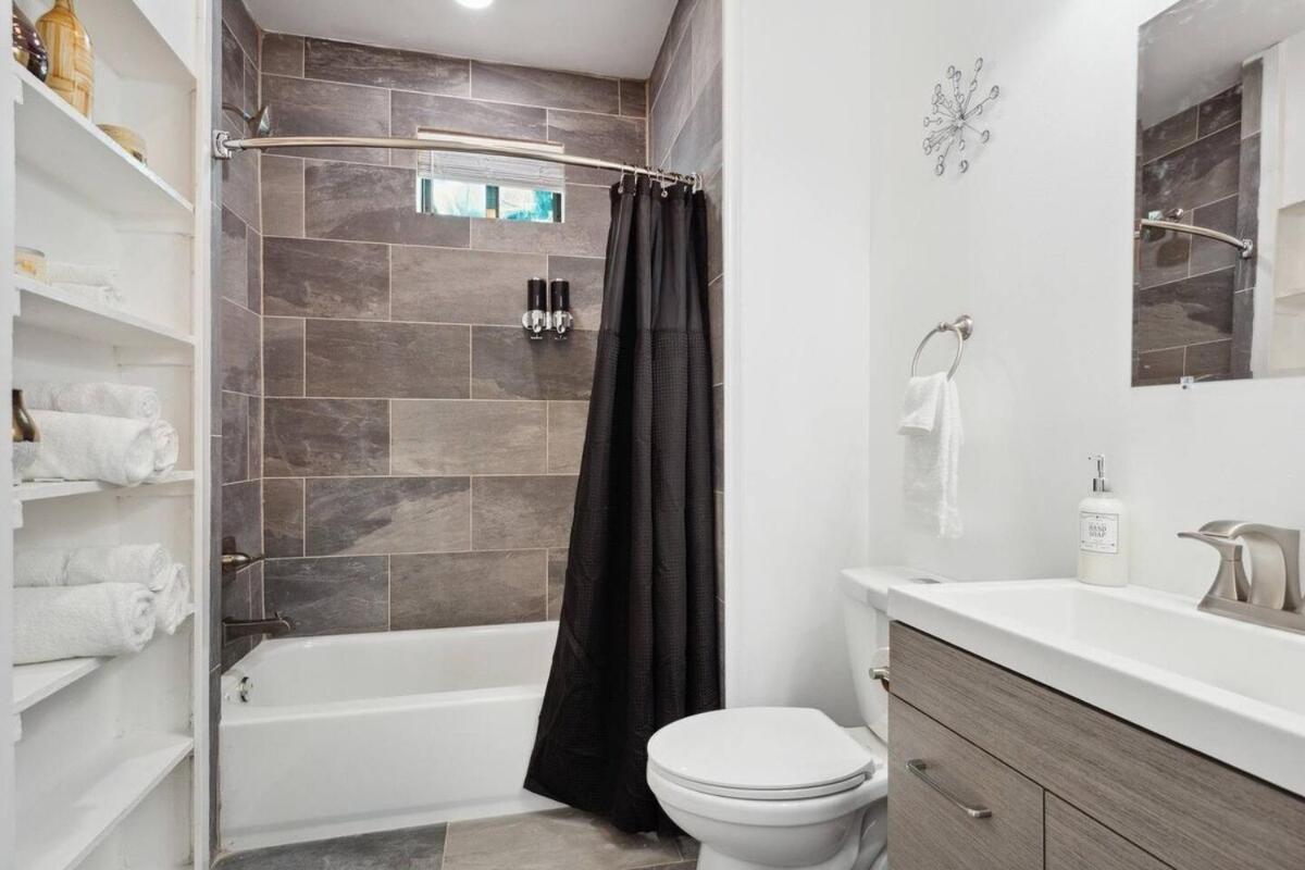 Holiday home Retro Charm And Comfort Near The French Quarter