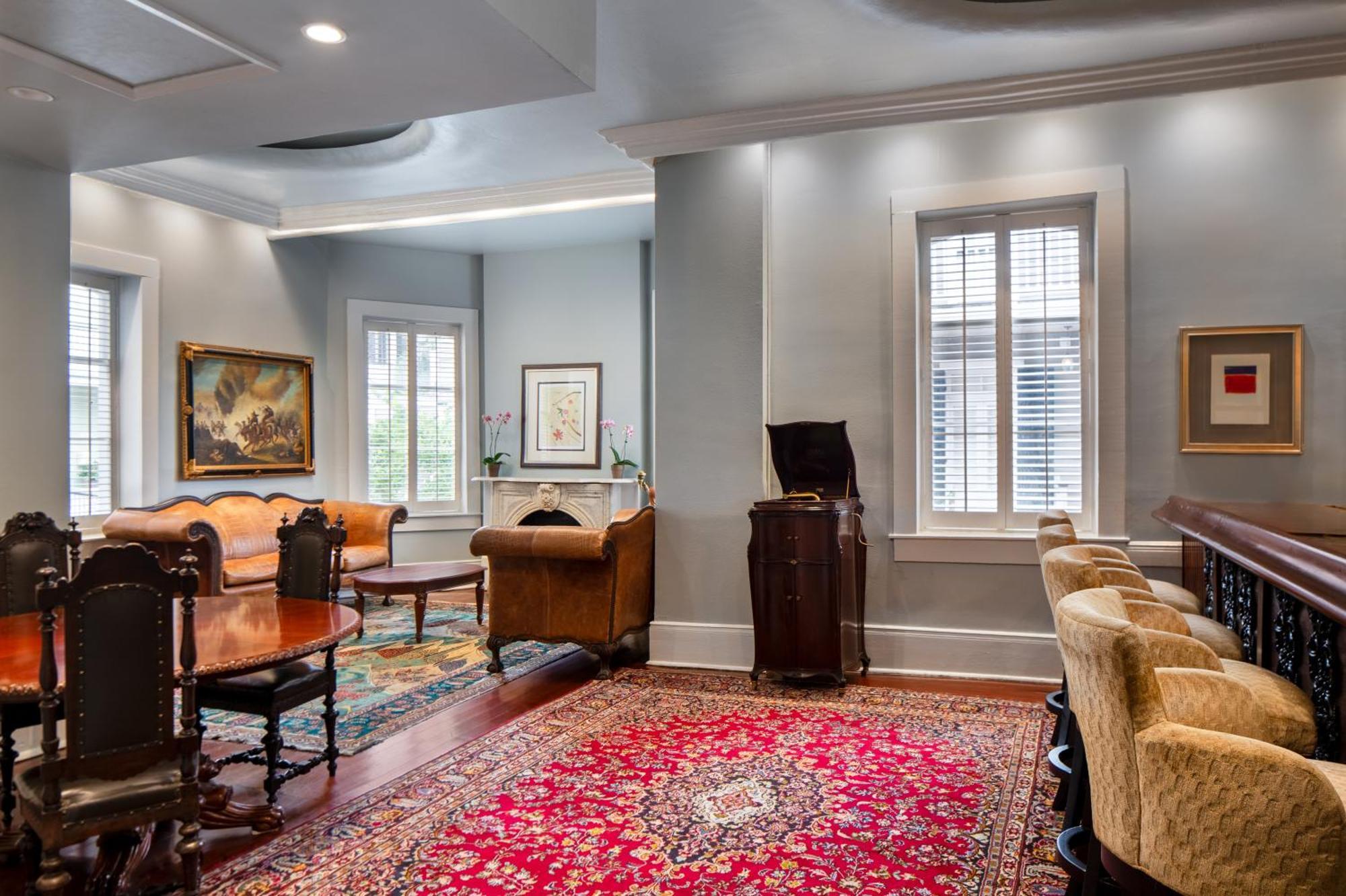 Courtyard By The French Quarter 3*