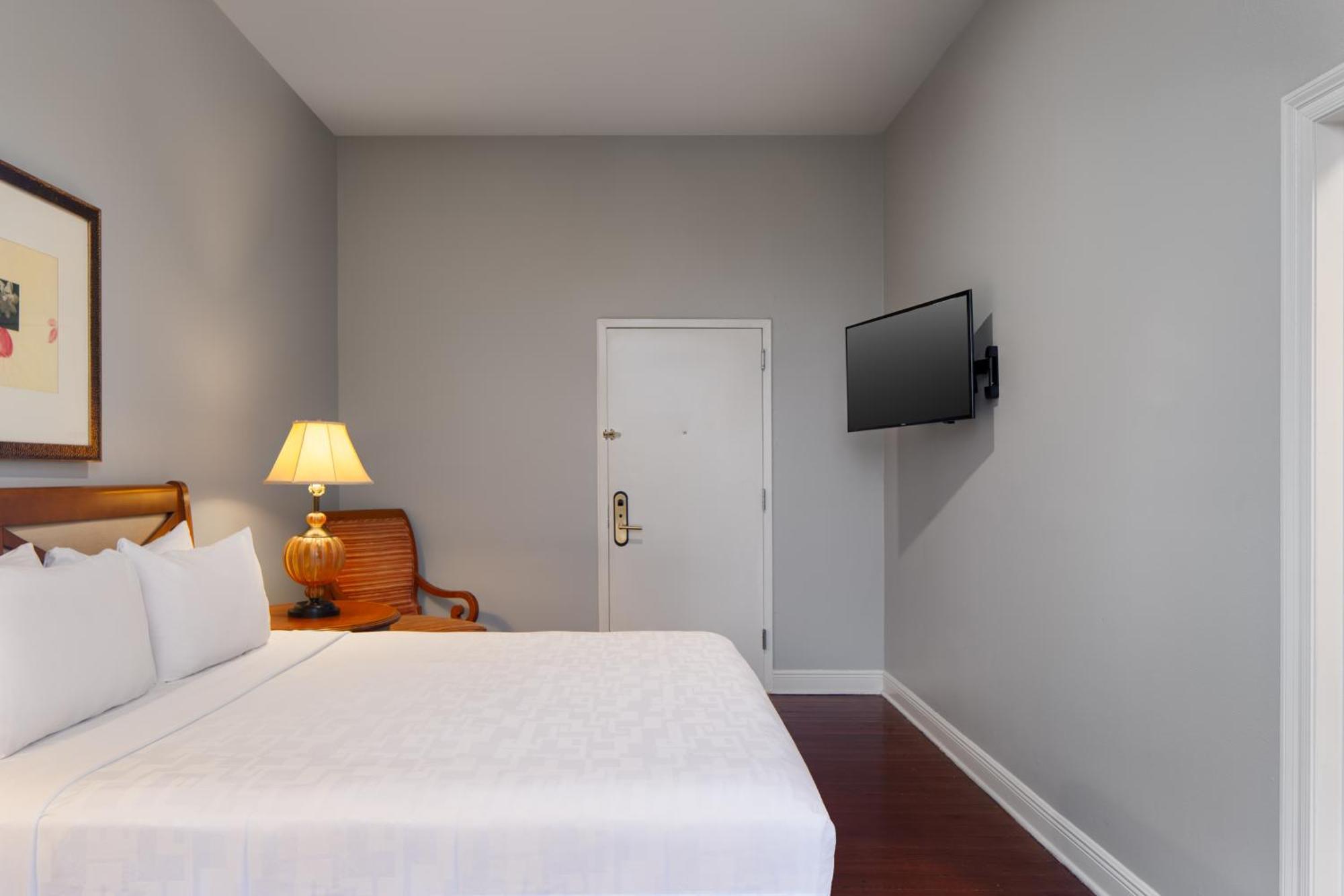 Hotel Courtyard By The French Quarter New Orleans