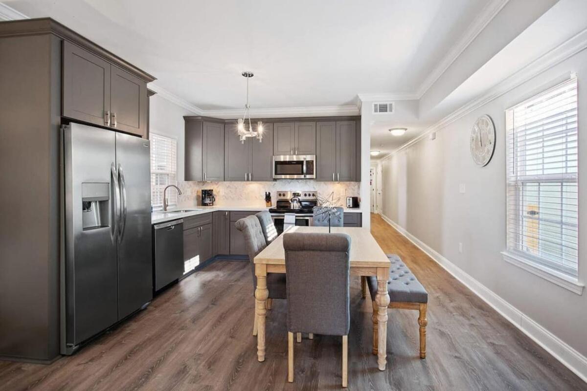 Modern 3 Bedroom In Mid Holiday home *