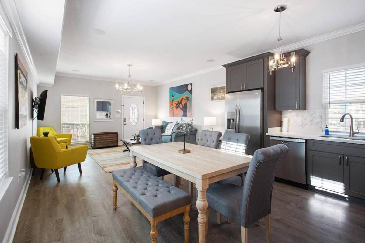 Holiday home Modern 3 Bedroom In Mid *