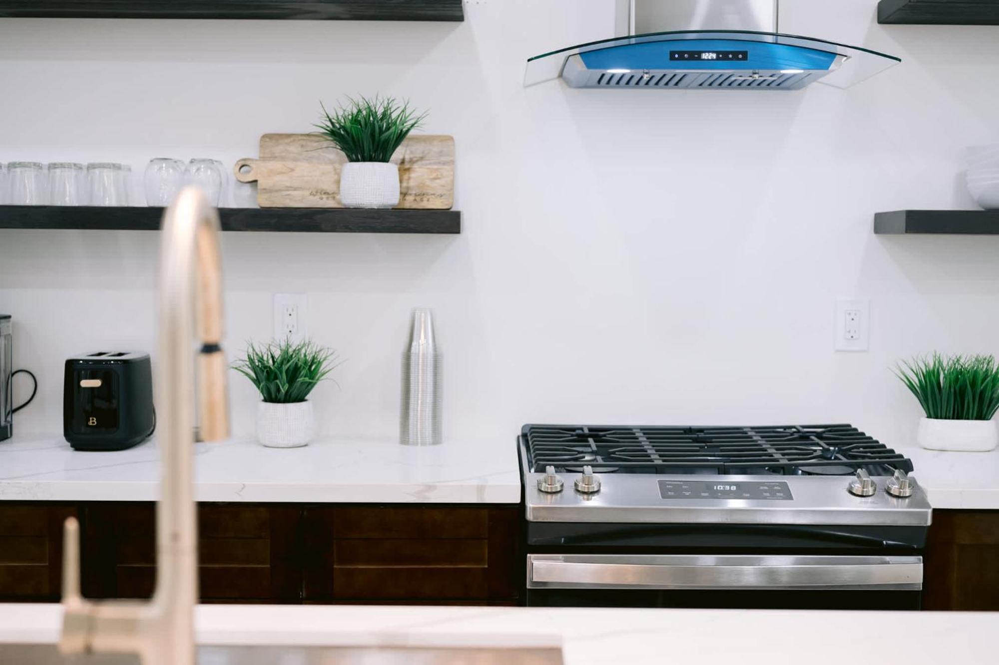 Apartment Magic Canal