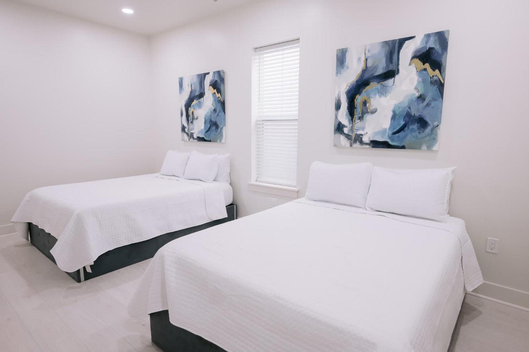 Apartment Magic Canal