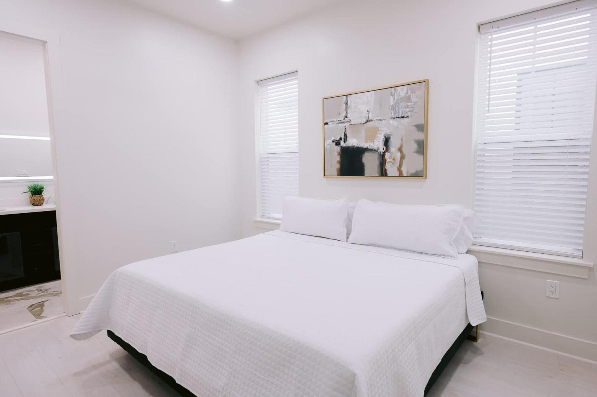 Magic Canal Apartment