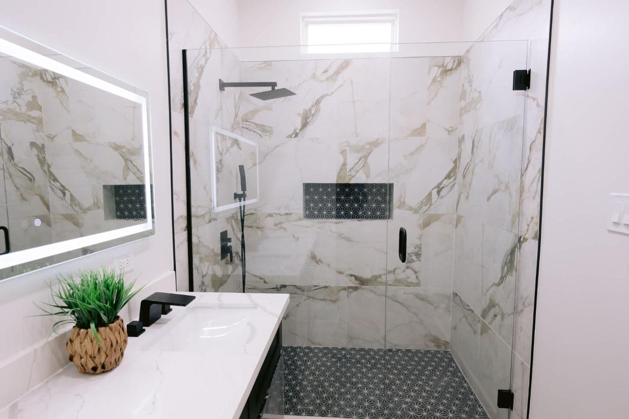 Apartment Magic Canal