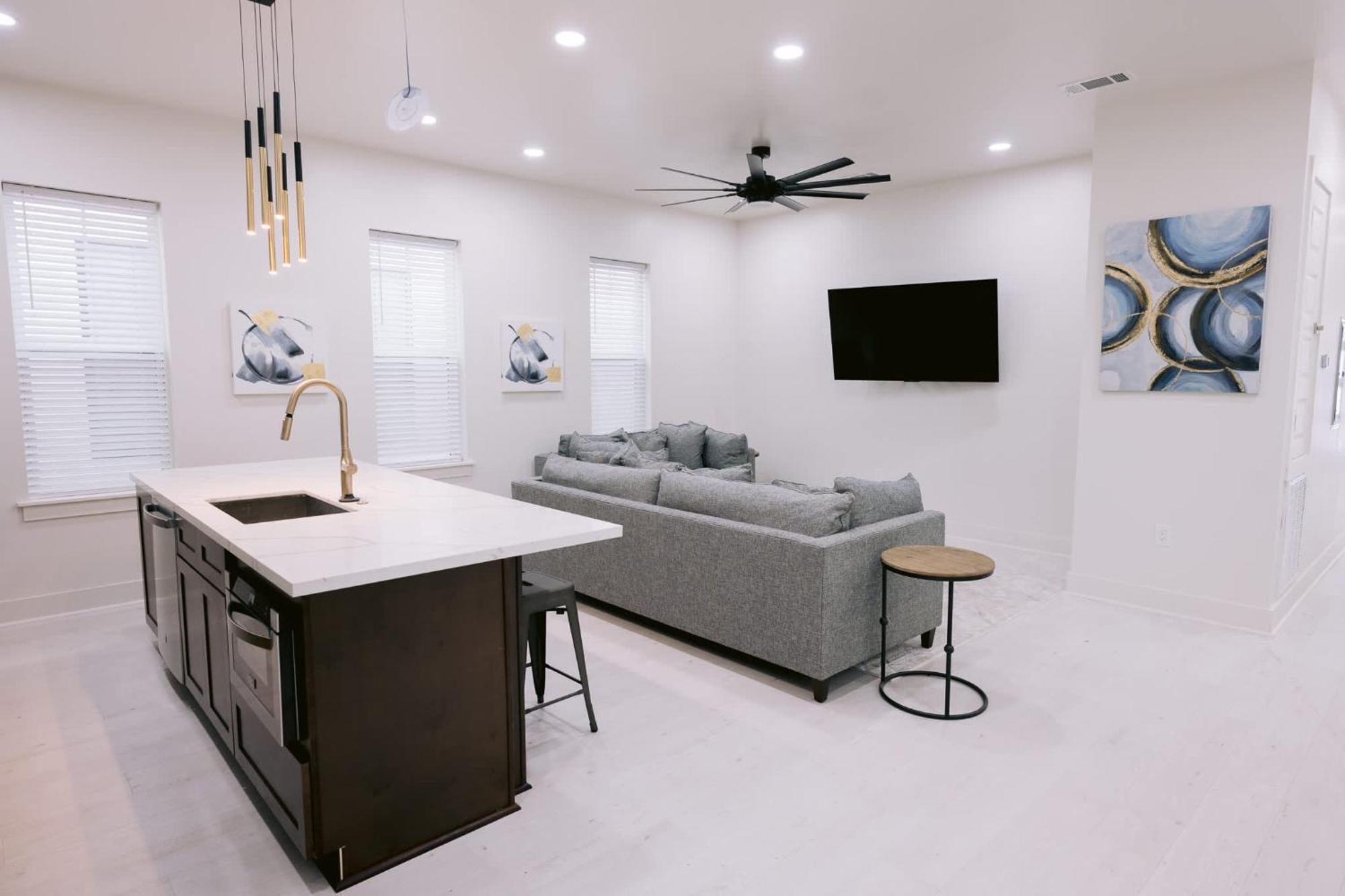 Apartment Magic Canal *