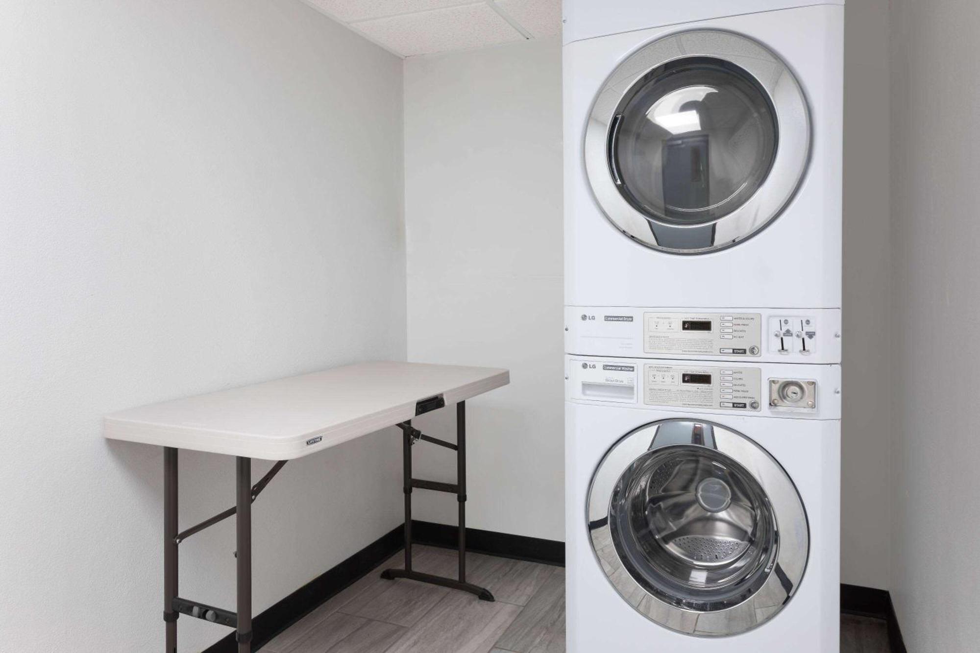 Days By Wyndham Pontchartrain