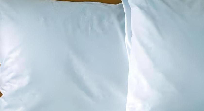 Hotel Royal St. Charles 3*