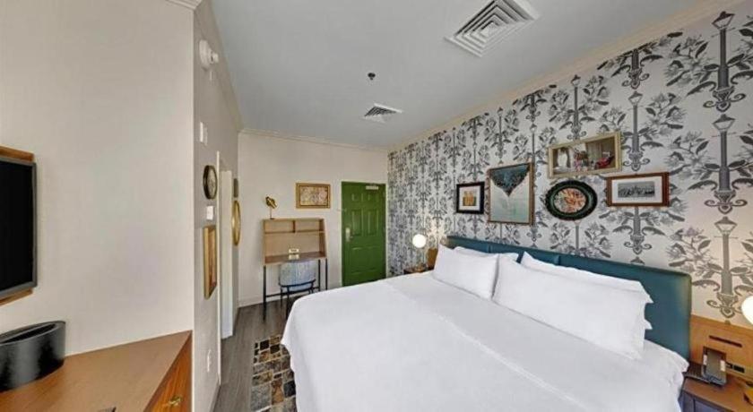 Hotel Royal St. Charles New Orleans