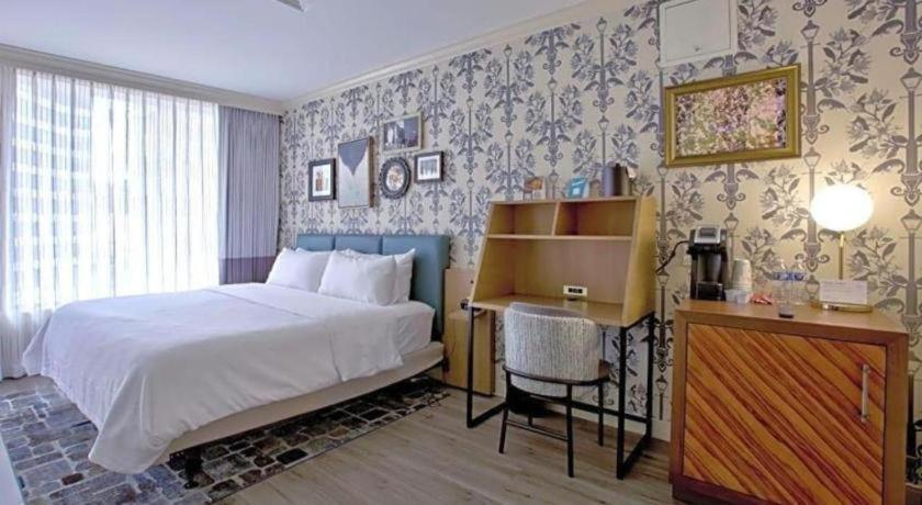 Royal St. Charles 3*