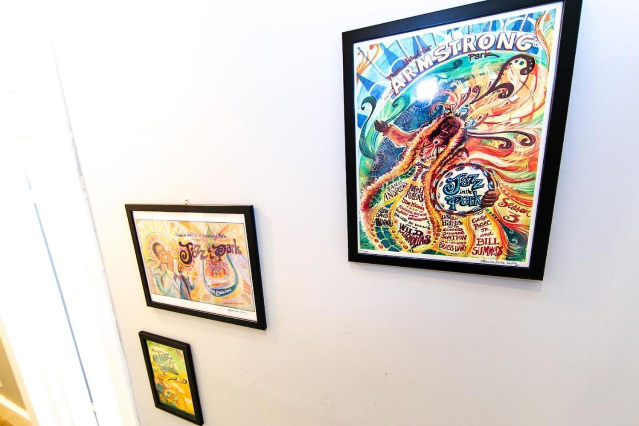 Governors Mansion 5 Bedroom-3 Bath *