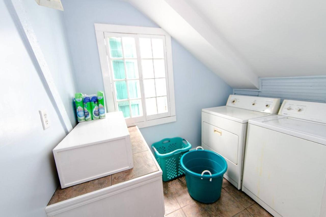 Governors Mansion 5 Bedroom-3 Bath * New Orleans