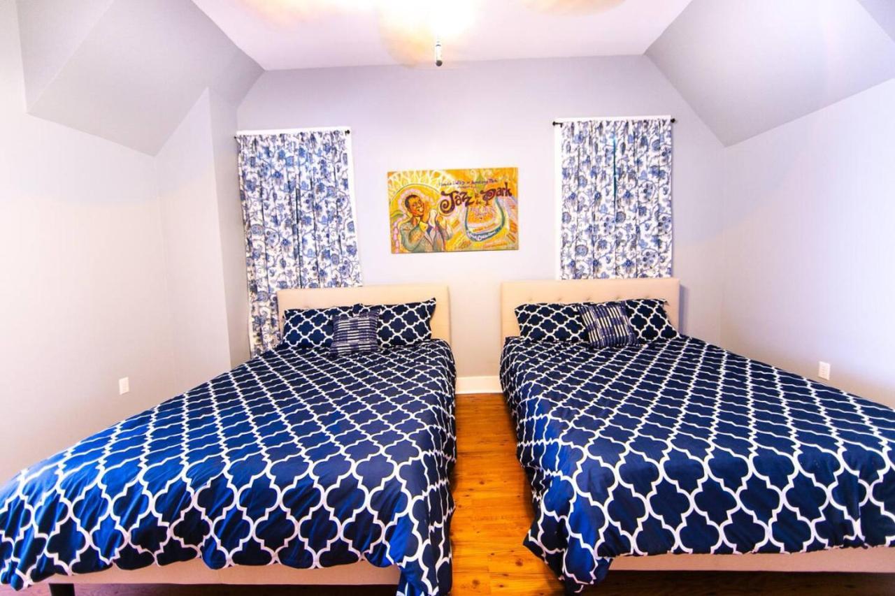 Holiday home Governors Mansion 5 Bedroom-3 Bath *