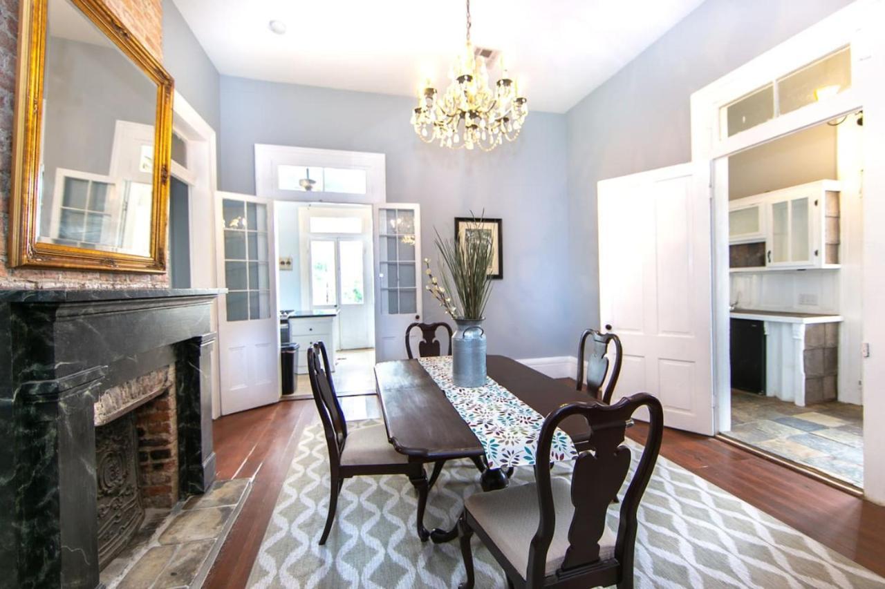 Governors Mansion 5 Bedroom-3 Bath Holiday home