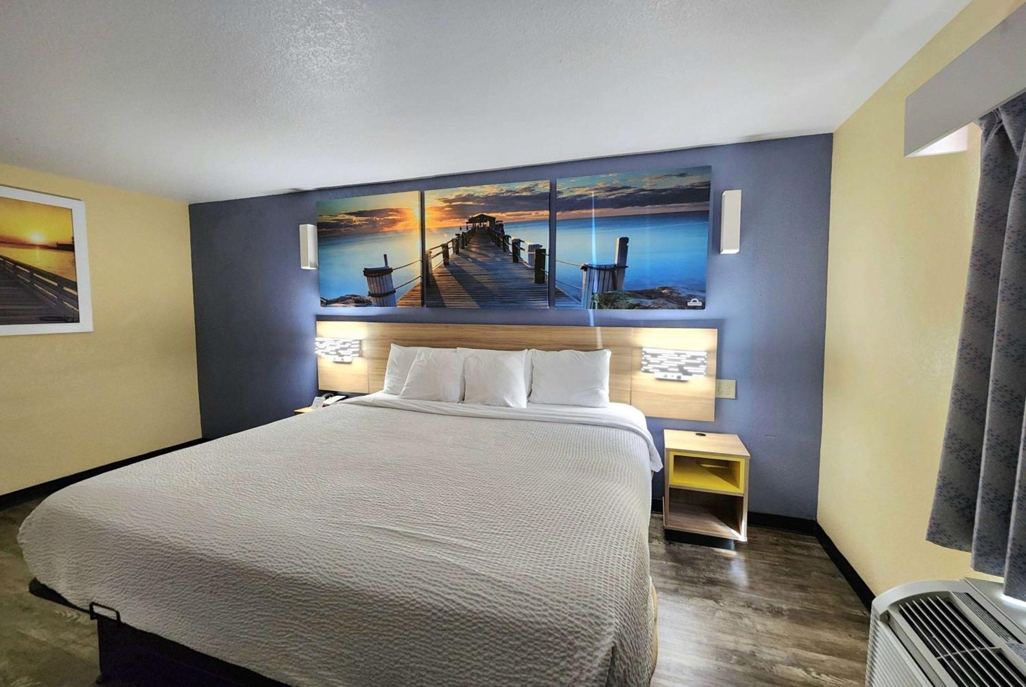 Days By Wyndham Pontchartrain Hotel
