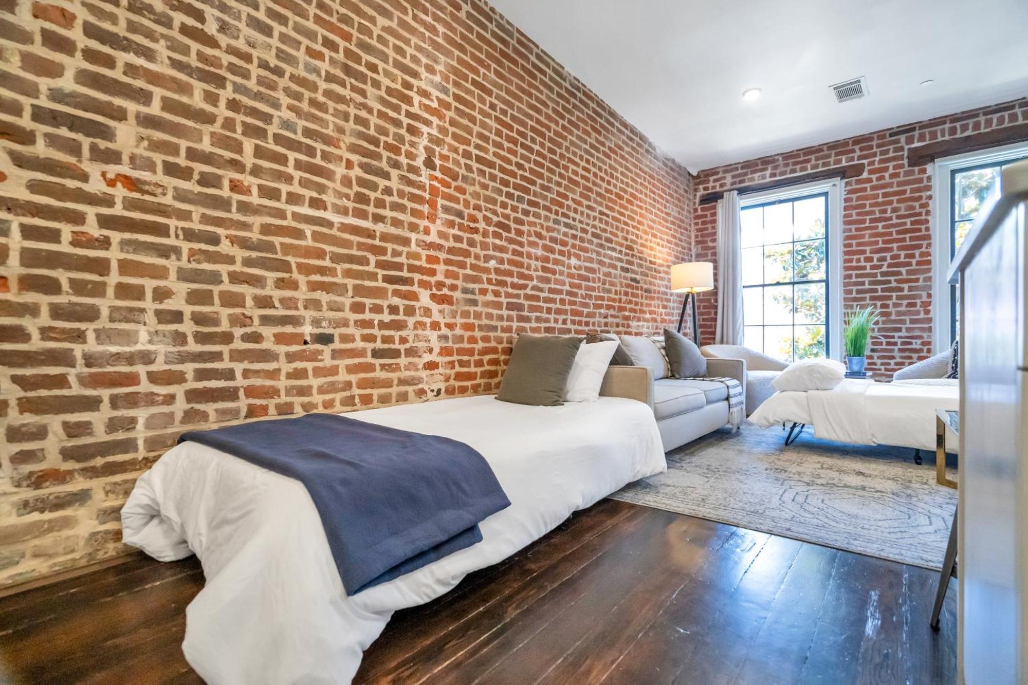 Hotel 4br Cbd Home, Ideal For Groups & Great Memories New Orleans