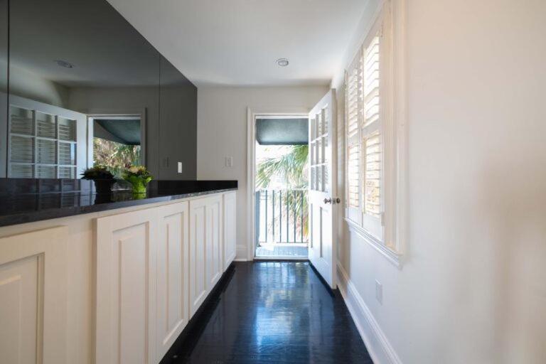 Hotel Melrose Mansion 3*