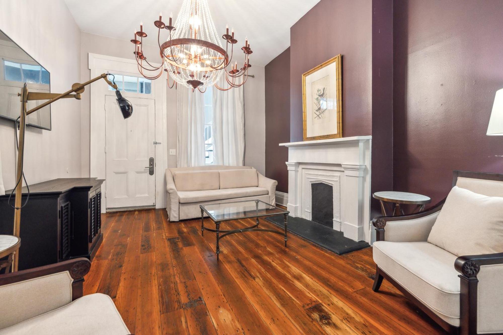 Maison Saint Charles New Orleans