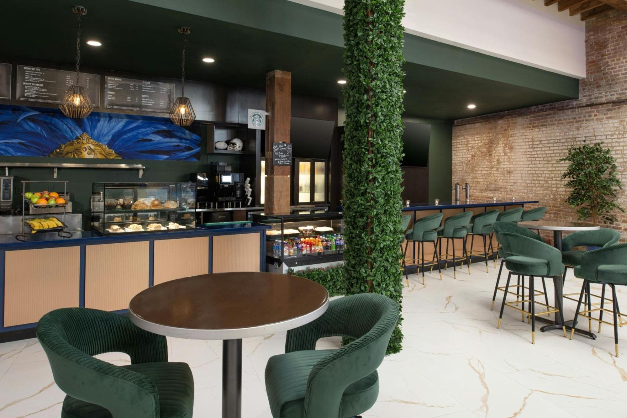 Courtyard By Marriott Warehouse Arts District Hotel New Orleans