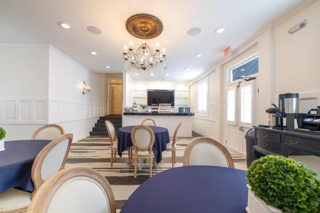 Hotel Melrose Mansion