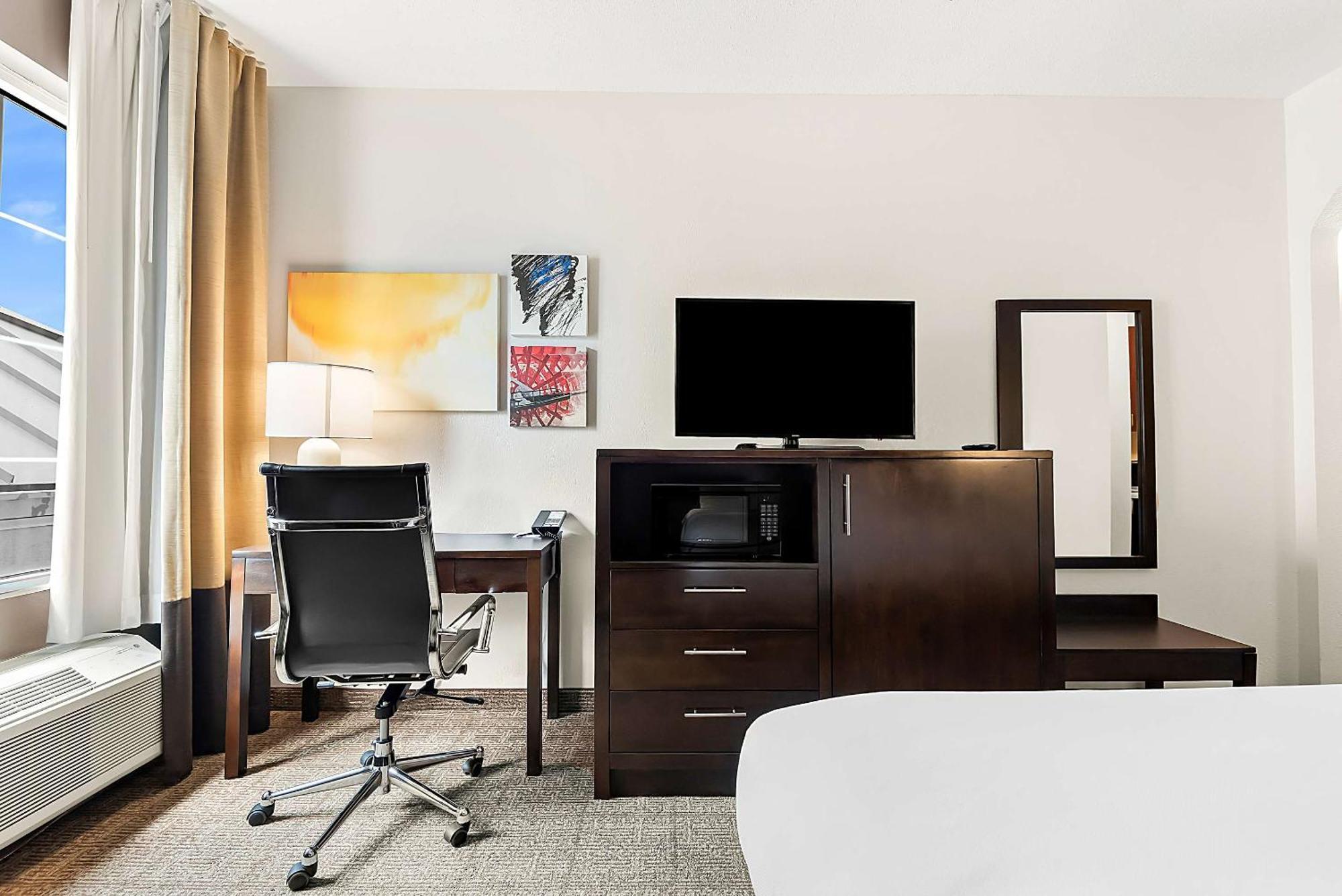 Comfort East 2* New Orleans