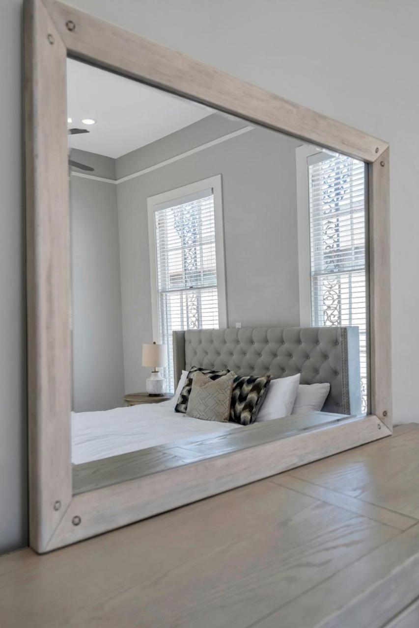 Holiday home 3br Treme Getaway Wcourtyard, Bbq &gated Privacy New Orleans