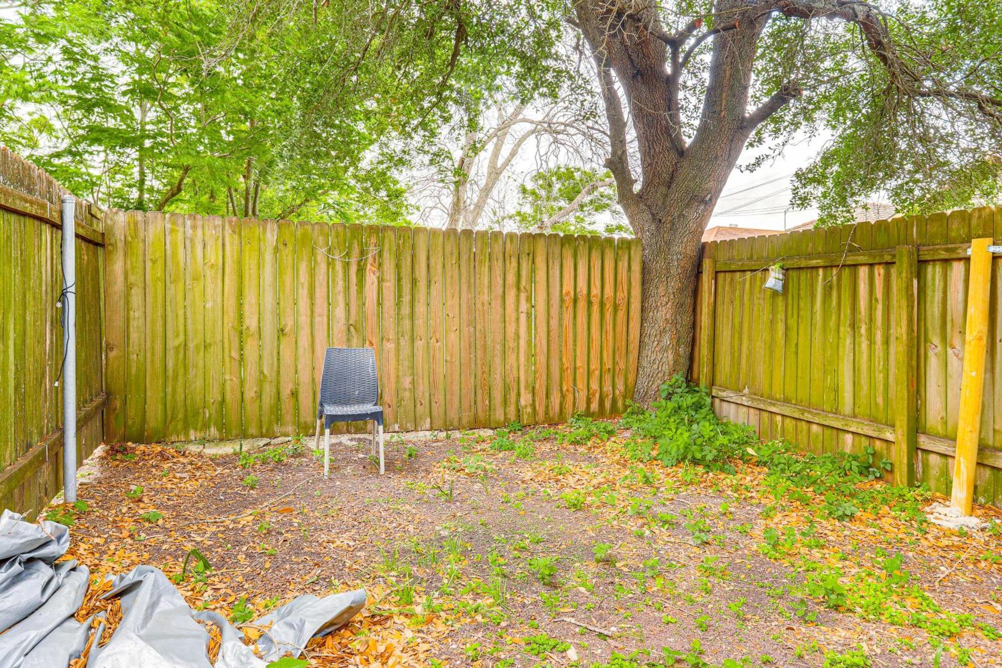 Holiday home 3 Mi To French Quarter Retreat With Private Yard *