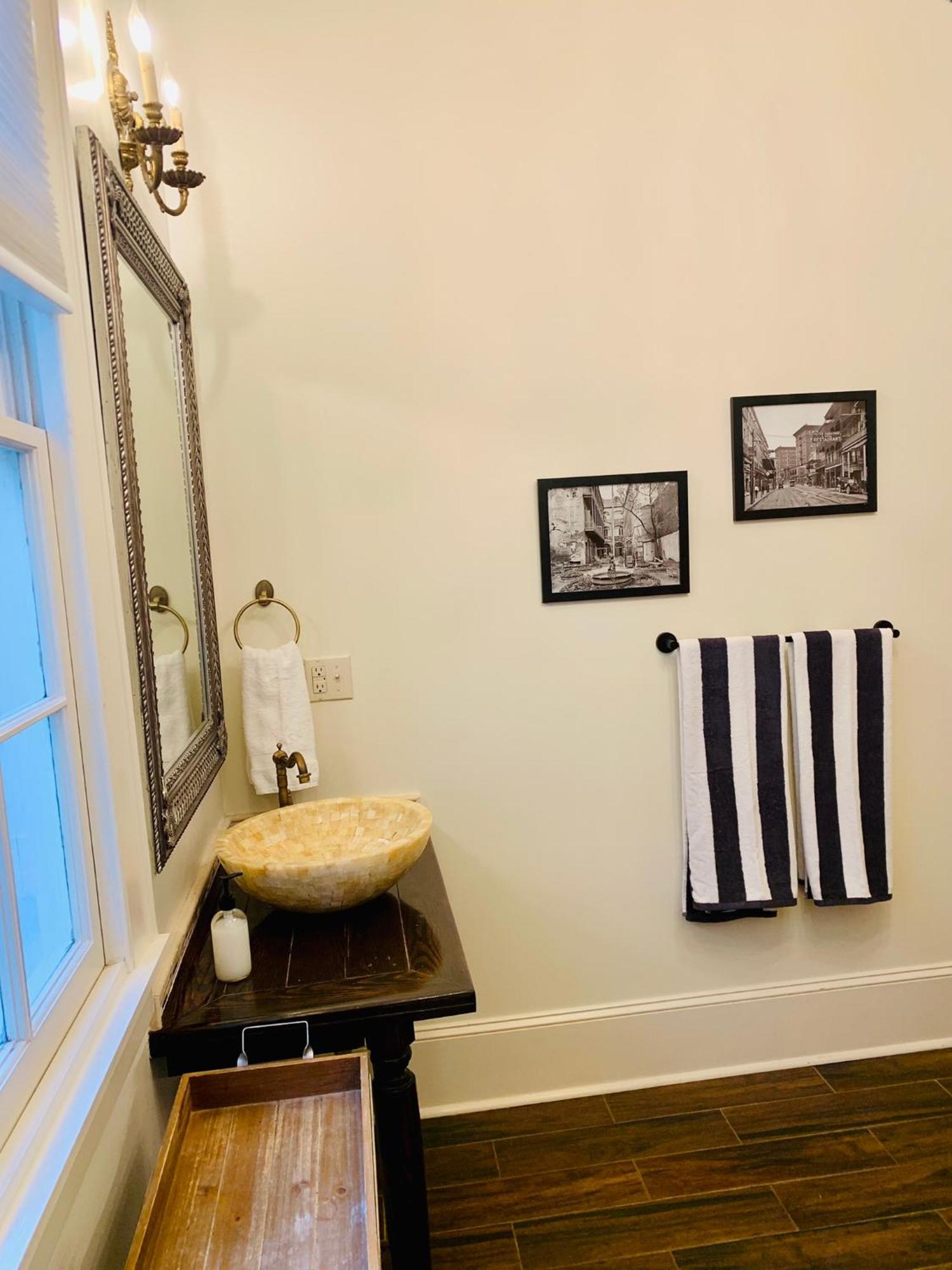 Charming Creole 2 Blocks Across Rampart St From French Quarter * New Orleans