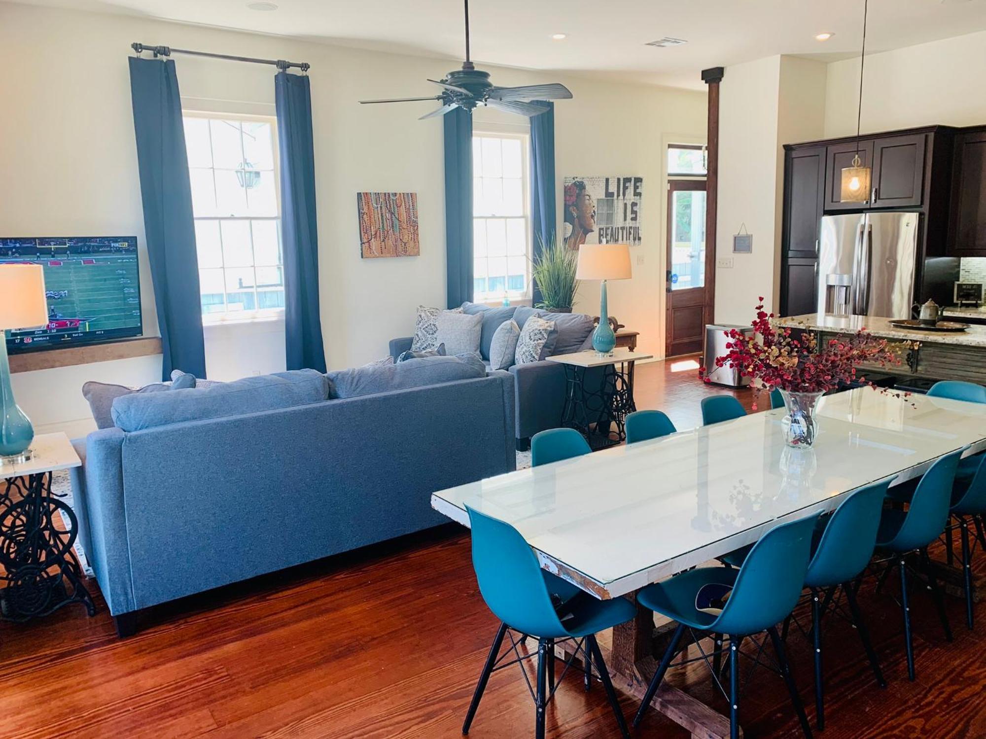 Charming Creole 2 Blocks Across Rampart St From French Quarter Holiday home *