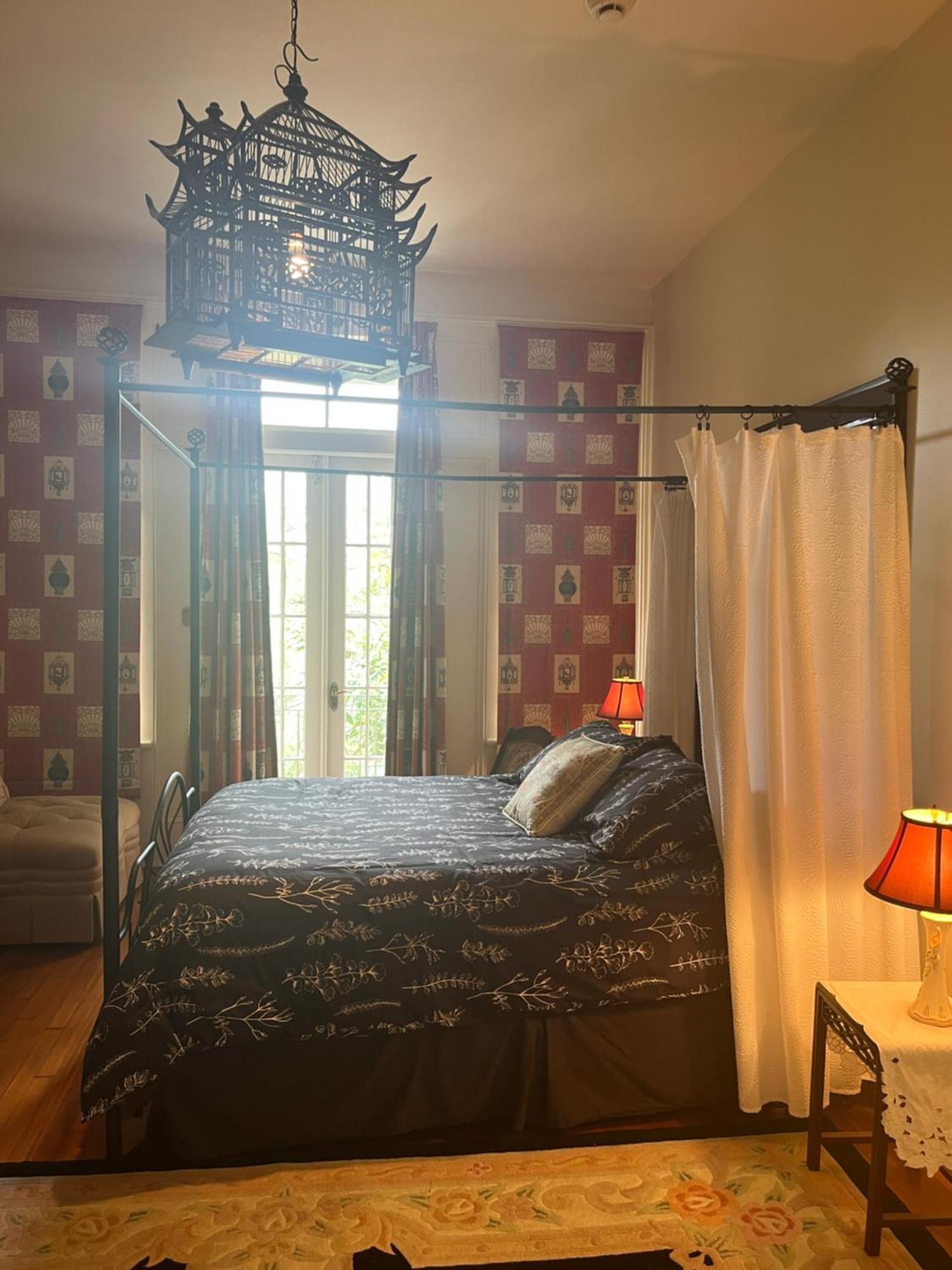 The Happy Place #1 4*