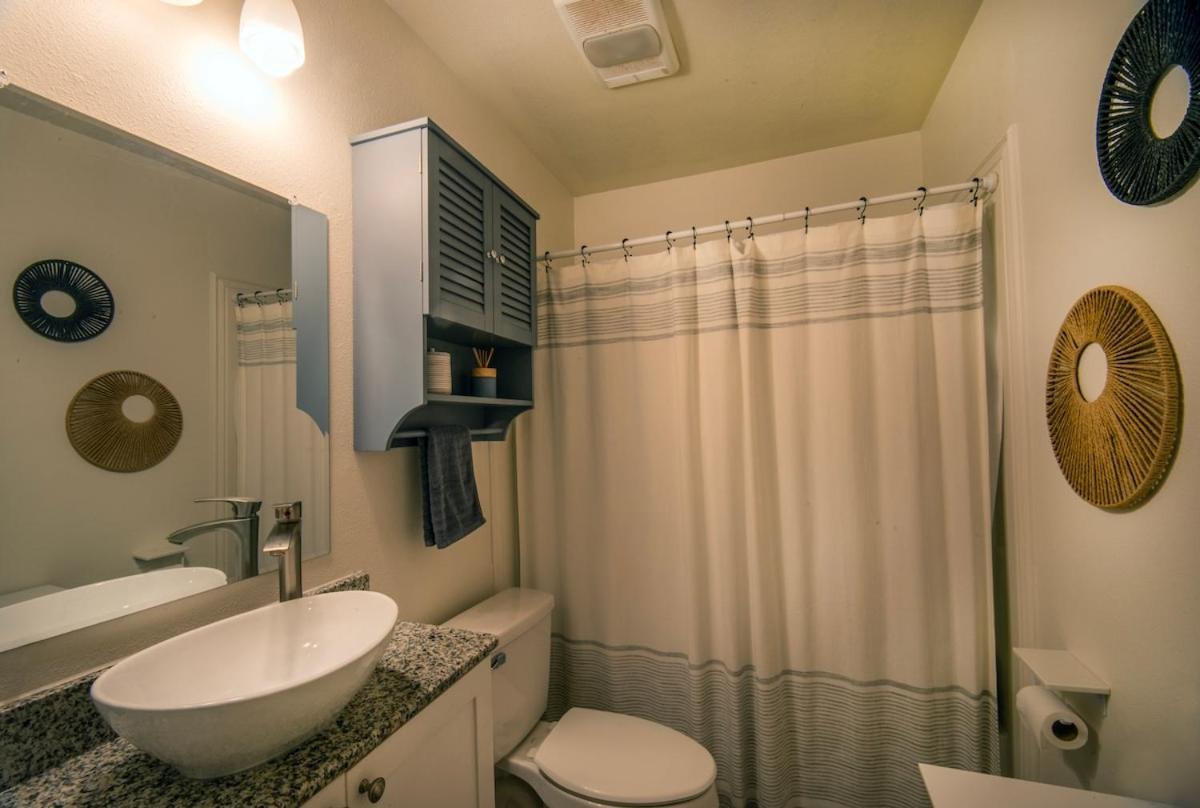 2bd-2ba Adorable W Yard In Gentilly Holiday home New Orleans